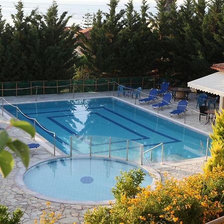 Il Villaggio Chrani Eksteriør billede